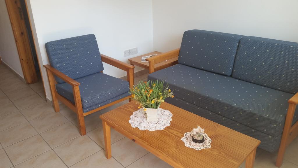 Apartment Pissouriana *